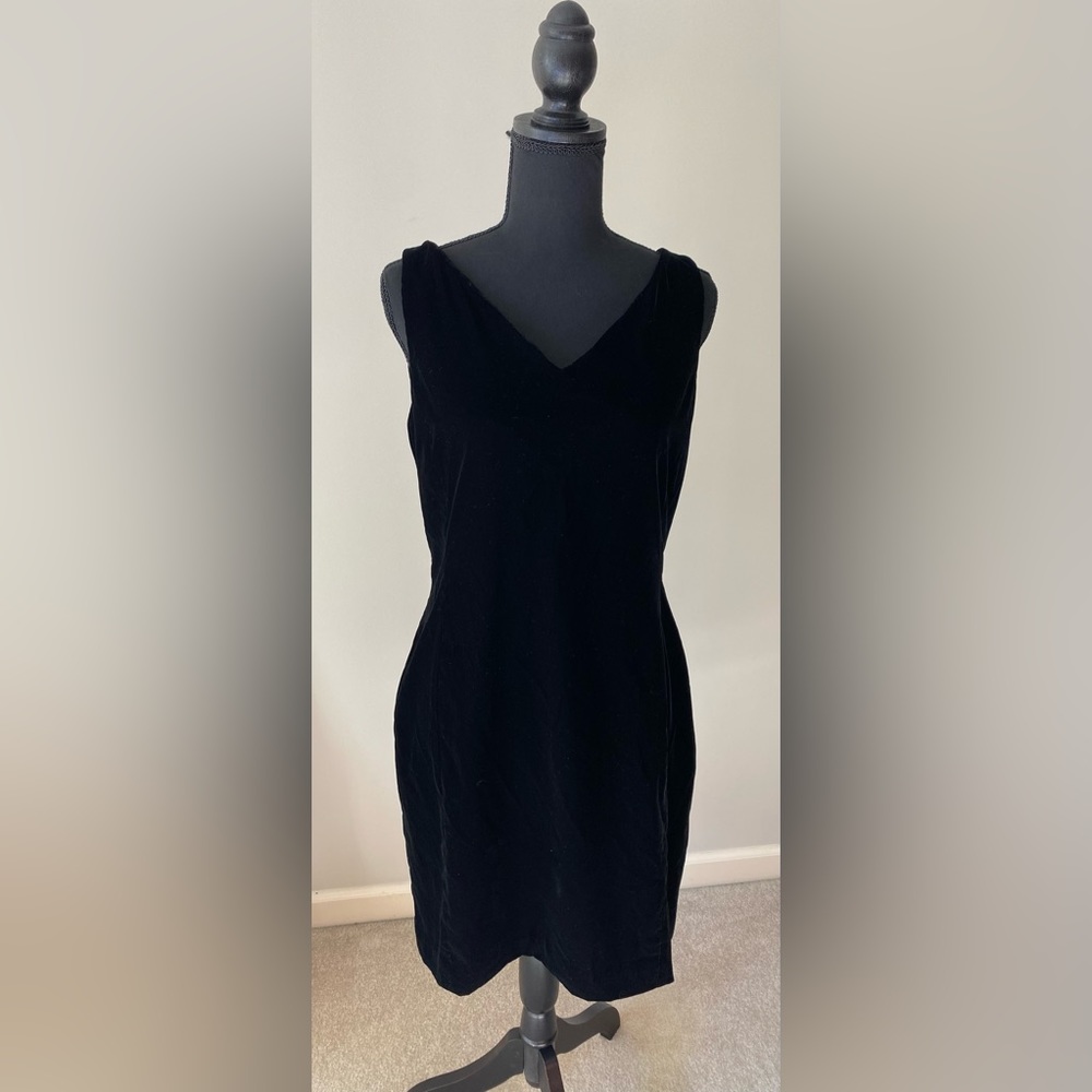 Tommy Hilfiger black velvet dress size 8
